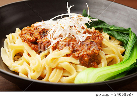 汁なし担々麺 54068937