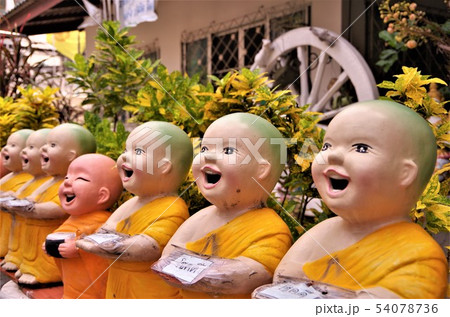 チェンマイ市内のタイ仏教寺院の風景 【タイ・チェンマイ】 54078736