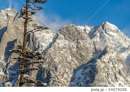 景色 風景 雪の山 54079200