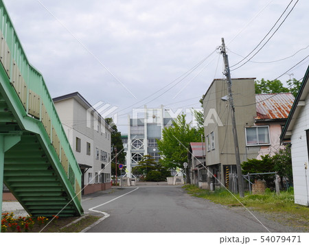 北海道長沼町ののどかな街の風景 北海道長沼町ののどかな街の風景 54079471