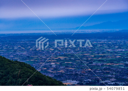 (富山県)医王山から望む、砺波の散居村 (富山県)医王山から望む、砺波の散居村 54079851