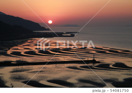 御輿来海岸の夕景 54081750