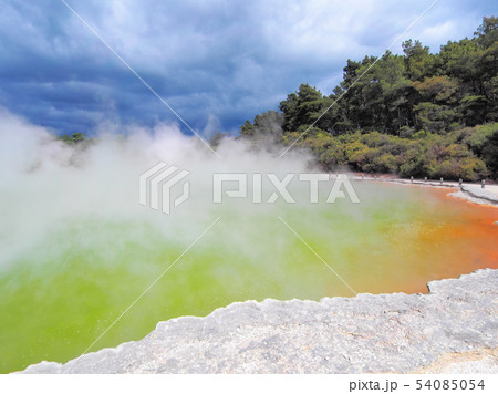 ワイオタプ地熱地帯 シャンパンプール Champagne Pool, Waiotapu, NZ ワイオタプ地熱地帯 シャンパンプール Champagne Pool, Waiotapu, NZ 54085054
