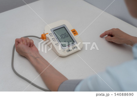 血圧測定 54088690