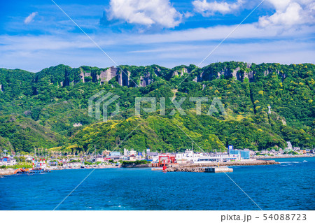 (千葉県)船上から望む、鋸山 (千葉県)船上から望む、鋸山 54088723
