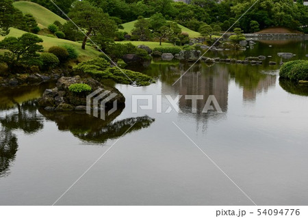 雨の水前寺公園 雨の水前寺公園 54094776