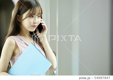 会社 オフィス 廊下 54097947