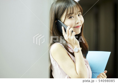 会社 オフィス 廊下 54098085