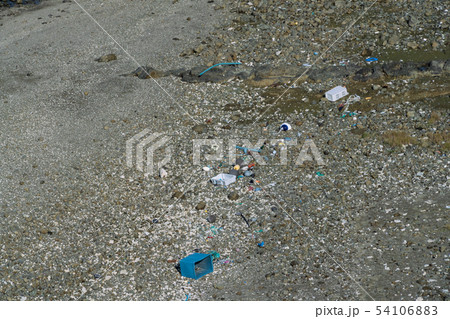 小笠原 聟島 海岸に漂着したプラスチックゴミ 漁具 小笠原 聟島 海岸に漂着したプラスチックゴミ 漁具 54106883