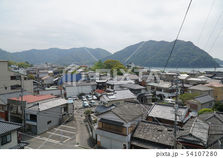 【四国別格二十霊場】第五番 大善寺から見た春霞の市街 高知県須崎市 【四国別格二十霊場】第五番 大善寺から見た春霞の市街 高知県須崎市 54107280