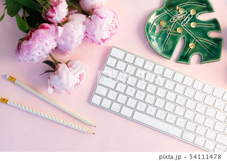 Top view home office workspace 54111478