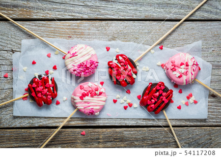 Valentine's day lollipops 54117208