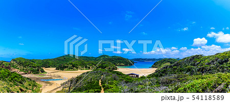 辰ノ島（見返り坂から海水浴場の眺め）　パノラマ　【長崎県壱岐市】 54118589