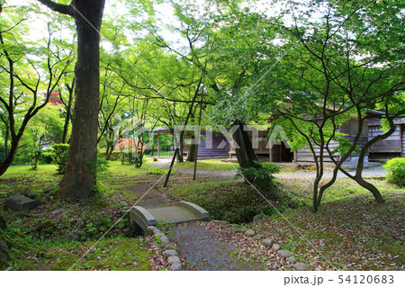 東桂苑 関川村指定文化財 日本瓦葺寄棟造り 木造二階建て 東桂苑 関川村指定文化財 日本瓦葺寄棟造り 木造二階建て 54120683