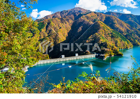 東京 奥多摩 紅葉の小河内ダム 八方岩展望台からの眺望 東京 奥多摩 紅葉の小河内ダム 八方岩展望台からの眺望 54121910