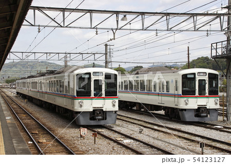 秩父鉄道直通の西武秩父線4000系 54123127