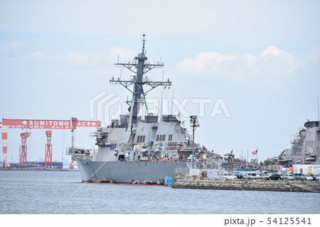 横須賀港の護衛艦たち 54125541