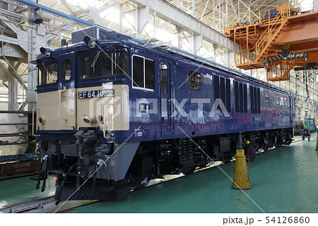 大宮総合車両センターに入場中のEF64形 54126860