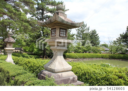 日本の燈篭 54128603