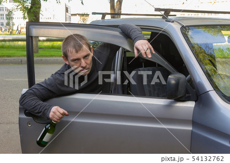 Drunk drivers create danger on the roads 54132762