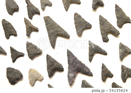縄文時代の石器 石鏃 矢じりの写真素材 [54135624] - PIXTA