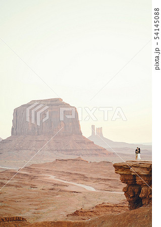 boyfriend proposing to wife in Arizona 54145088