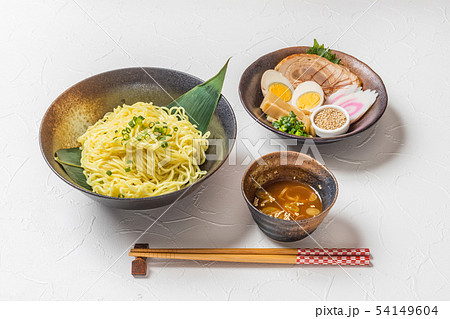 つけ麺　cold Chinese noodlessoup for dipping (tsukem) 54149604