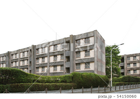 古い昭和のレトロなアパートや集合住宅 54150060