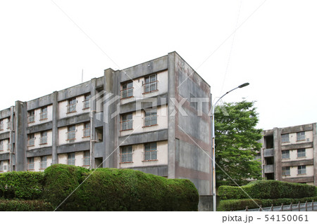 古い昭和のレトロなアパートや集合住宅 54150061
