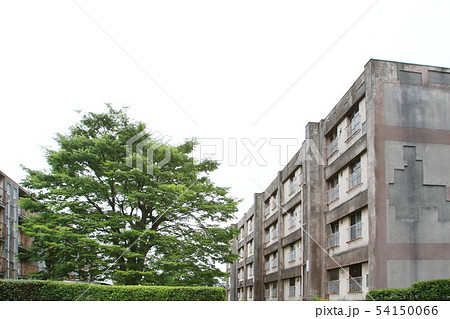 古い昭和のレトロなアパートや集合住宅 古い昭和のレトロなアパートや集合住宅 54150066