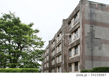 古い昭和のレトロなアパートや集合住宅 古い昭和のレトロなアパートや集合住宅 54150067