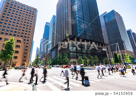 《東京都》日本経済の中心・大手町 《東京都》日本経済の中心・大手町 54152959