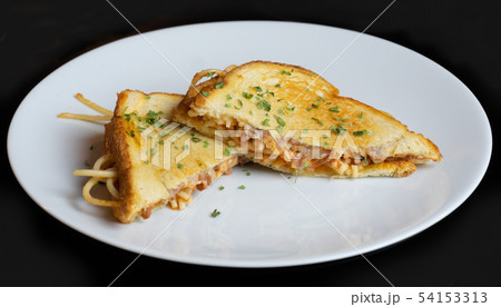 Spaghetti Grilled Cheese Sandwich Mash Up Spaghetti Grilled Cheese Sandwich Mash Up 54153313
