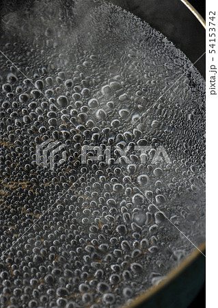 お湯を沸かす（湯気） 54153742