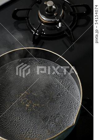 お湯を沸かす（湯気） 54154074