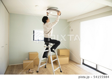 照明　業者　取り付け　取り外し 54155984