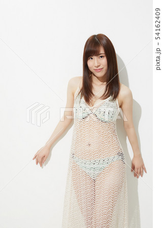 モデル　夏　水着　サマー　女の子 54162409