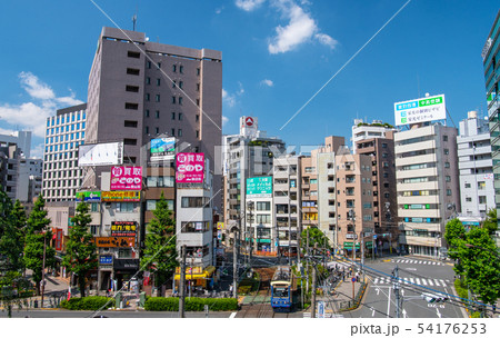 日本の東京都市景観 大塚駅前の都電などを望む 日本の東京都市景観 大塚駅前の都電などを望む 54176253