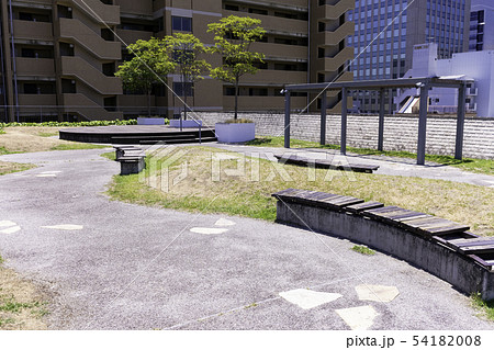 下石井公園 両備幸町パーキング 屋上緑化 屋上公園 西川アイプラザ 幸町図書館 岡山県岡山市の写真素材