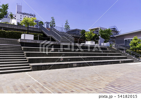 下石井公園 両備幸町パーキング 屋上緑化 屋上公園 西川アイプラザ 幸町図書館 岡山県岡山市の写真素材