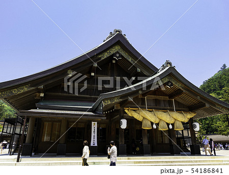 島根県出雲　出雲大社　拝殿 54186841