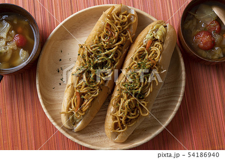 焼きそばパン 54186940