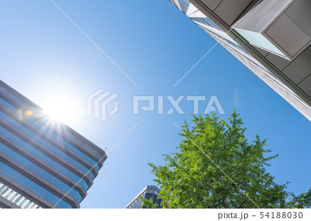 福岡、博多のビジネスイメージ　博多口南辺り 54188030