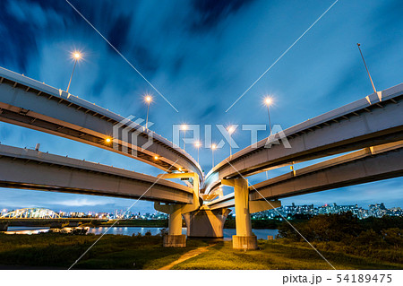 首都高速 江北ジャンクションの夜景 首都高速 江北ジャンクションの夜景 54189475