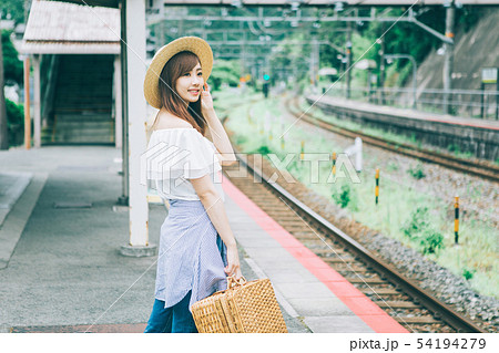若い女性の旅行イメージ 若い女性の旅行イメージ 54194279