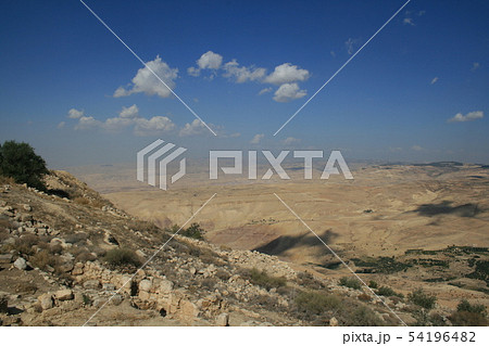 ヨルダン-ネボ山 54196482
