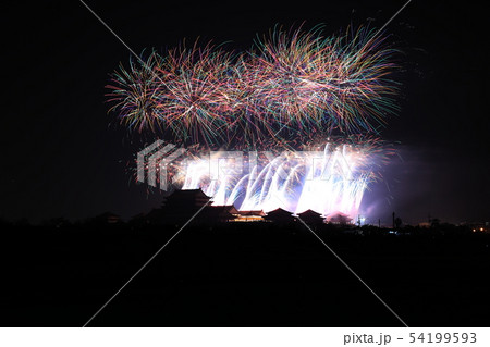 台湾　台南市の鹿耳門の花火大会 54199593