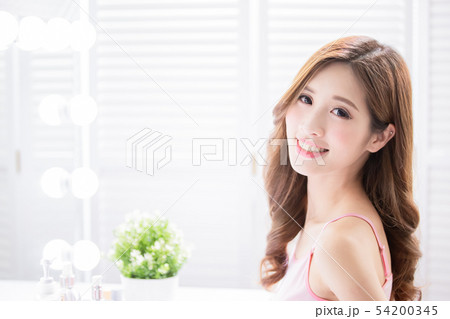 skin care woman smile at you 54200345