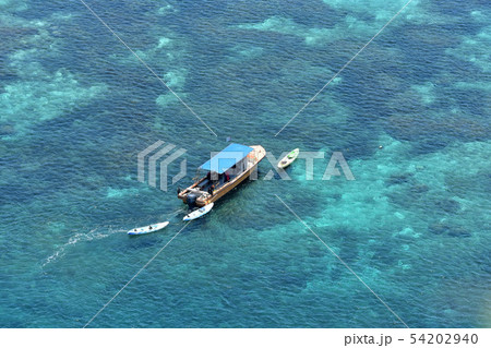 宮古島/伊良部島三角点の青 宮古島/伊良部島三角点の青 54202940