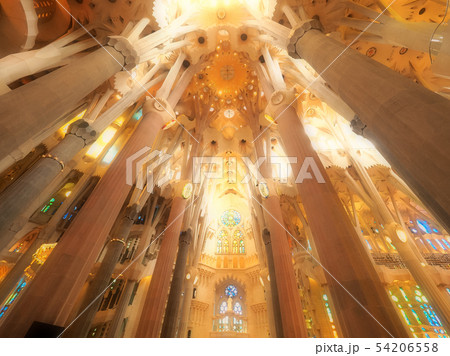 スペイン バルセロナ サグラダファミリア 内部 inside of Sagrada Família スペイン バルセロナ サグラダファミリア 内部 inside of Sagrada Família 54206558